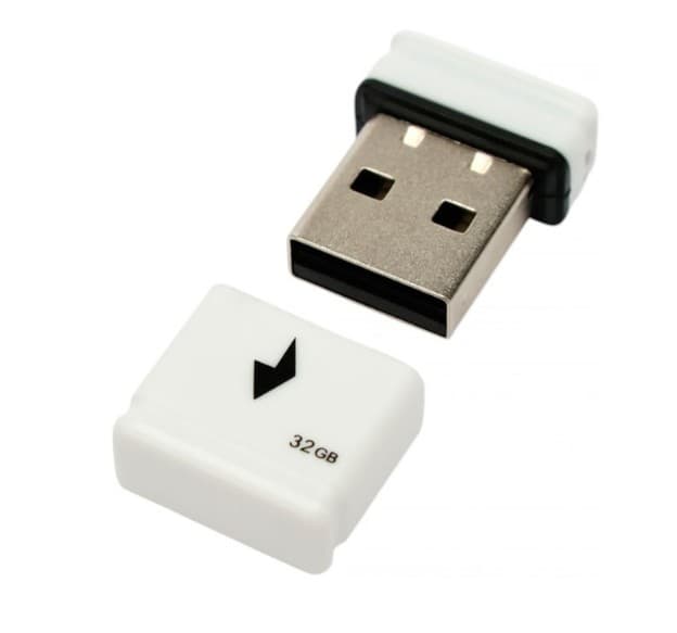 Накопитель USB 32 GB USB 2.0 Gembird GFL-2.0-32mini Белый
